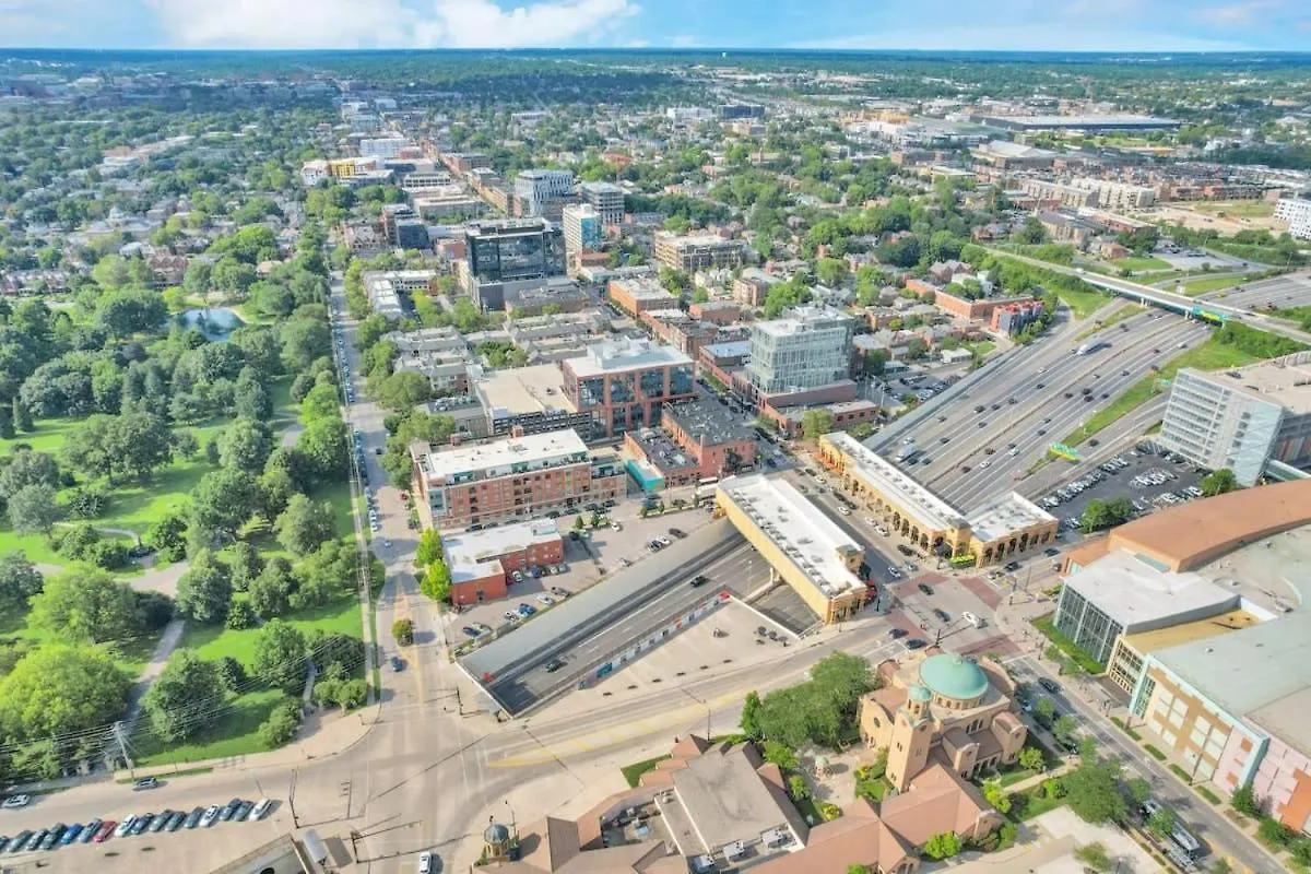 The Urban Oasis - 2 Bedroom - Great Location Columbus