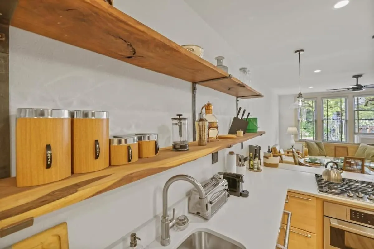 The Urban Oasis - 2 Bedroom - Great Location 콜럼버스 0*,  미국